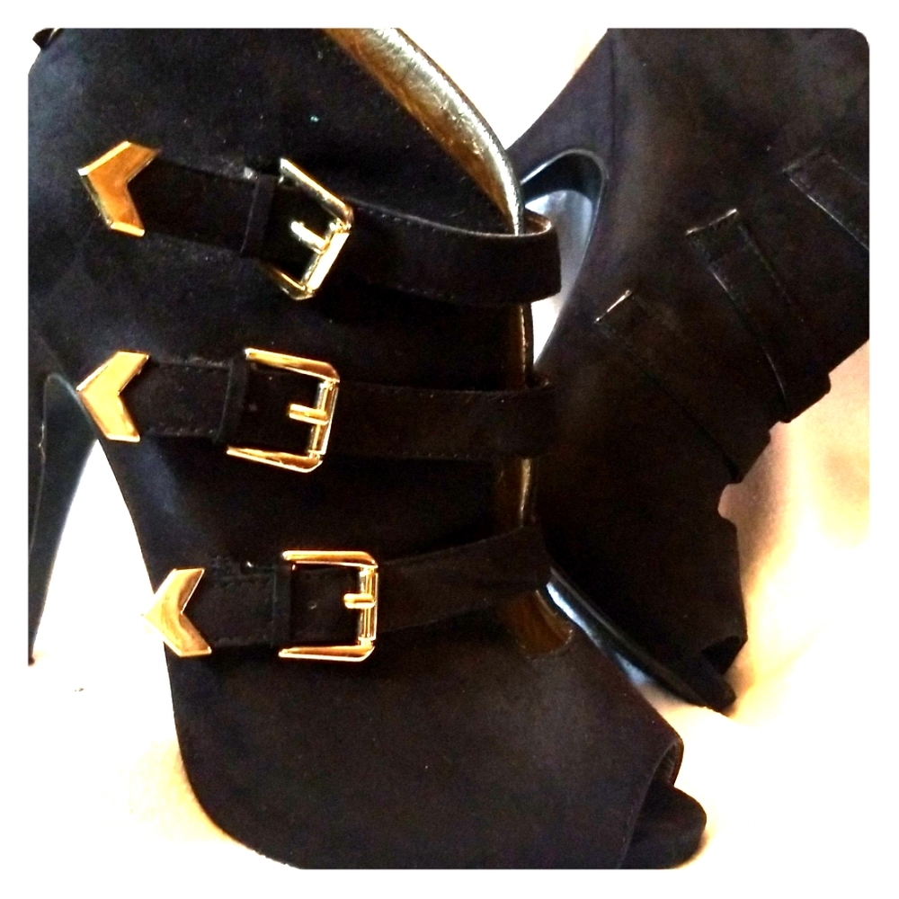 Guess Peeptoe Bootie